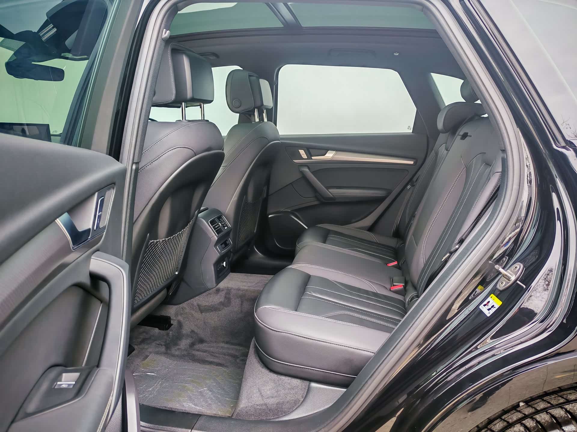 Audi Q5L, 2023 8