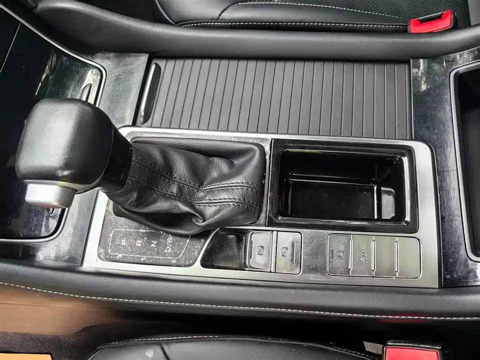 Roewe RX8 Roewe RX8