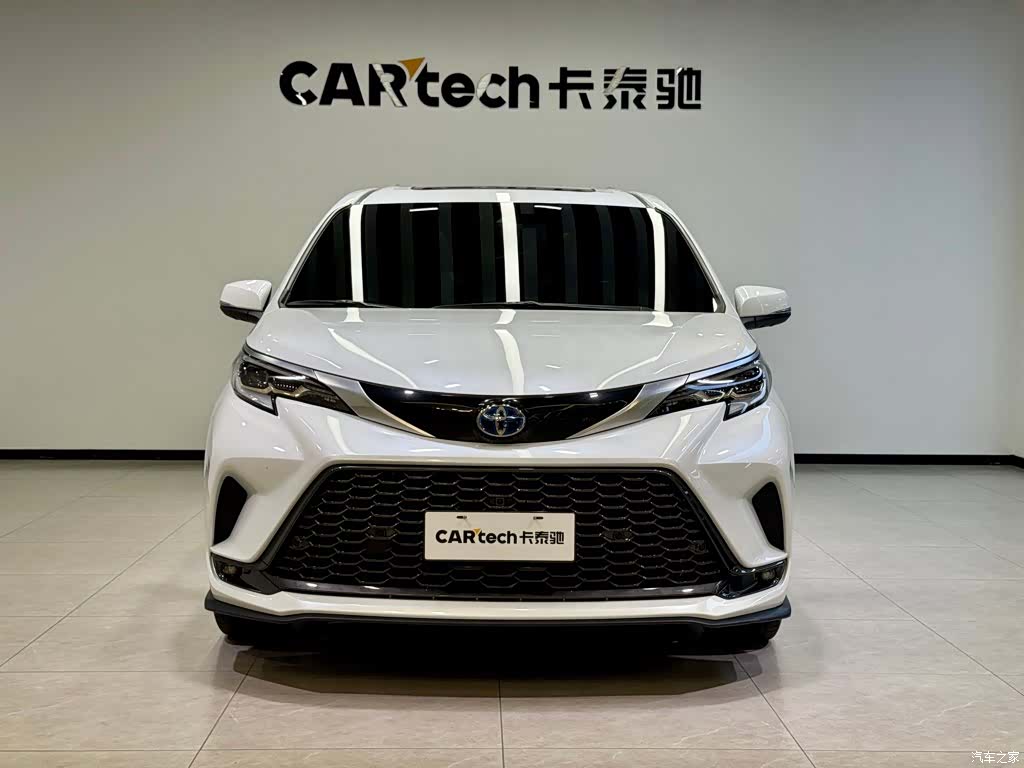 Toyota Granvia, 2024 3