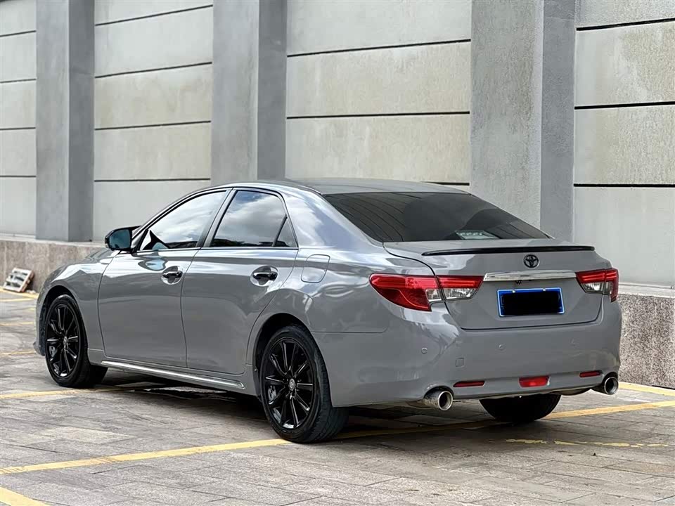 Toyota Reiz Toyota Reiz