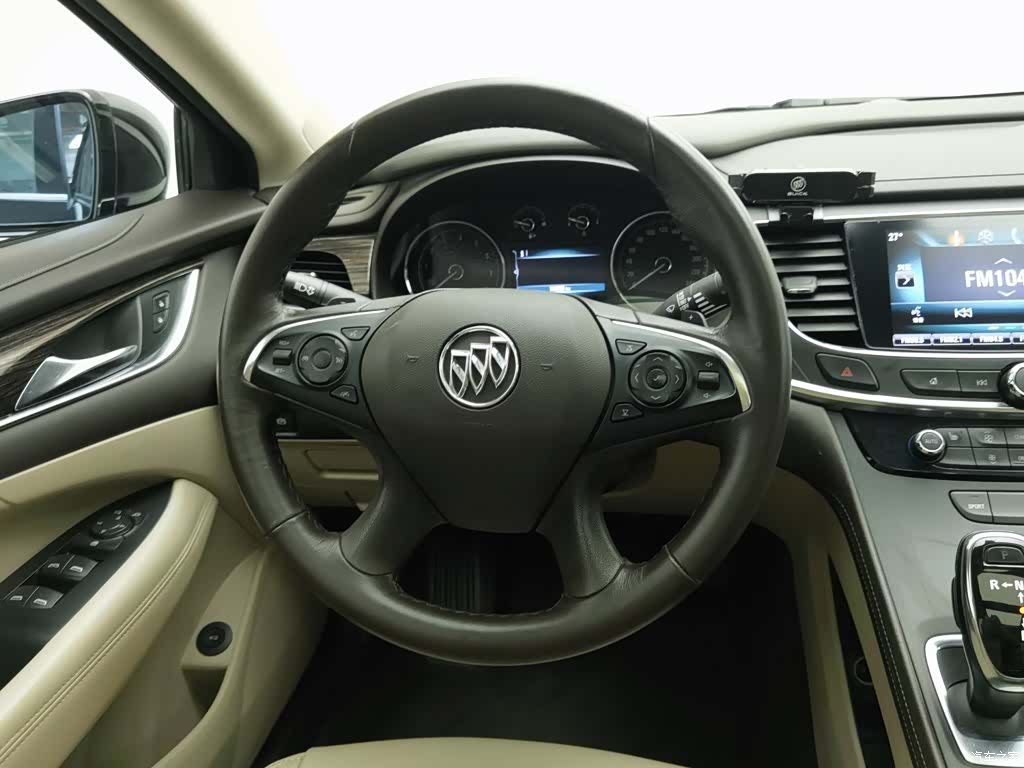 Buick LaCrosse, 2017 11