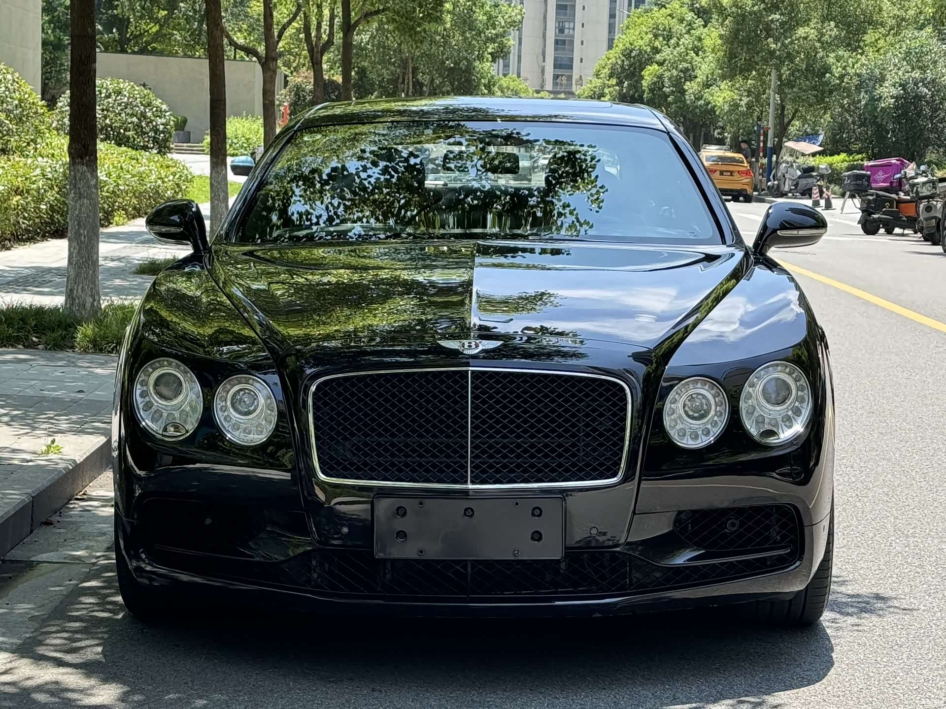 Bentley Flying Spur, 2017 2