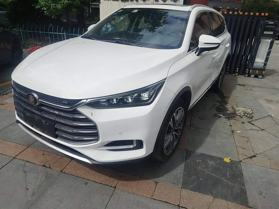 BYD Tang