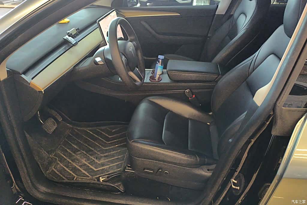 Tesla Model Y, 2022 9