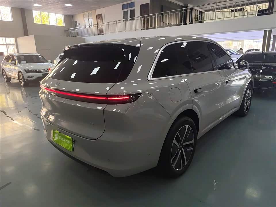 Li Auto Ideal L6