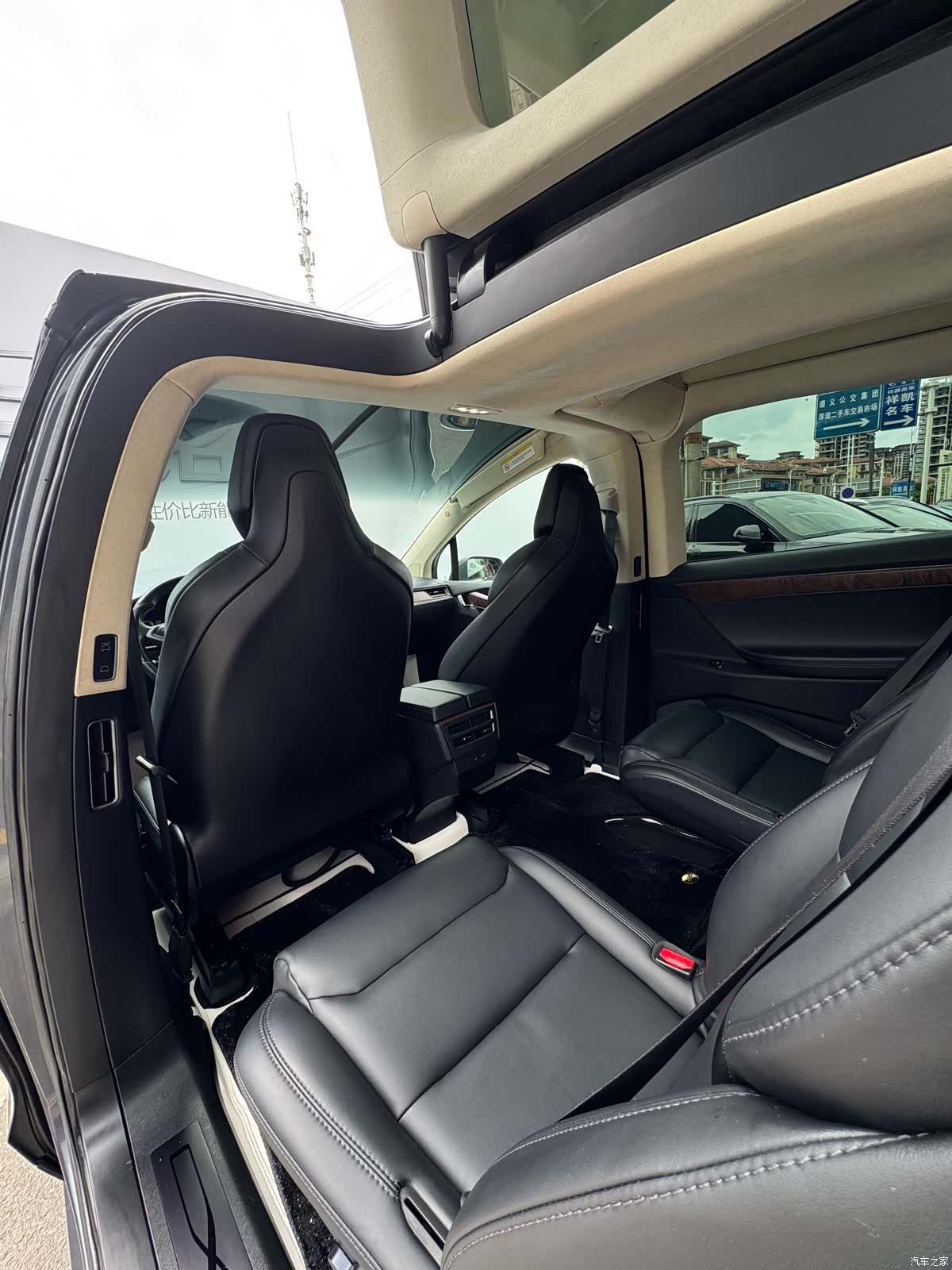 Tesla Model X, 2019 11