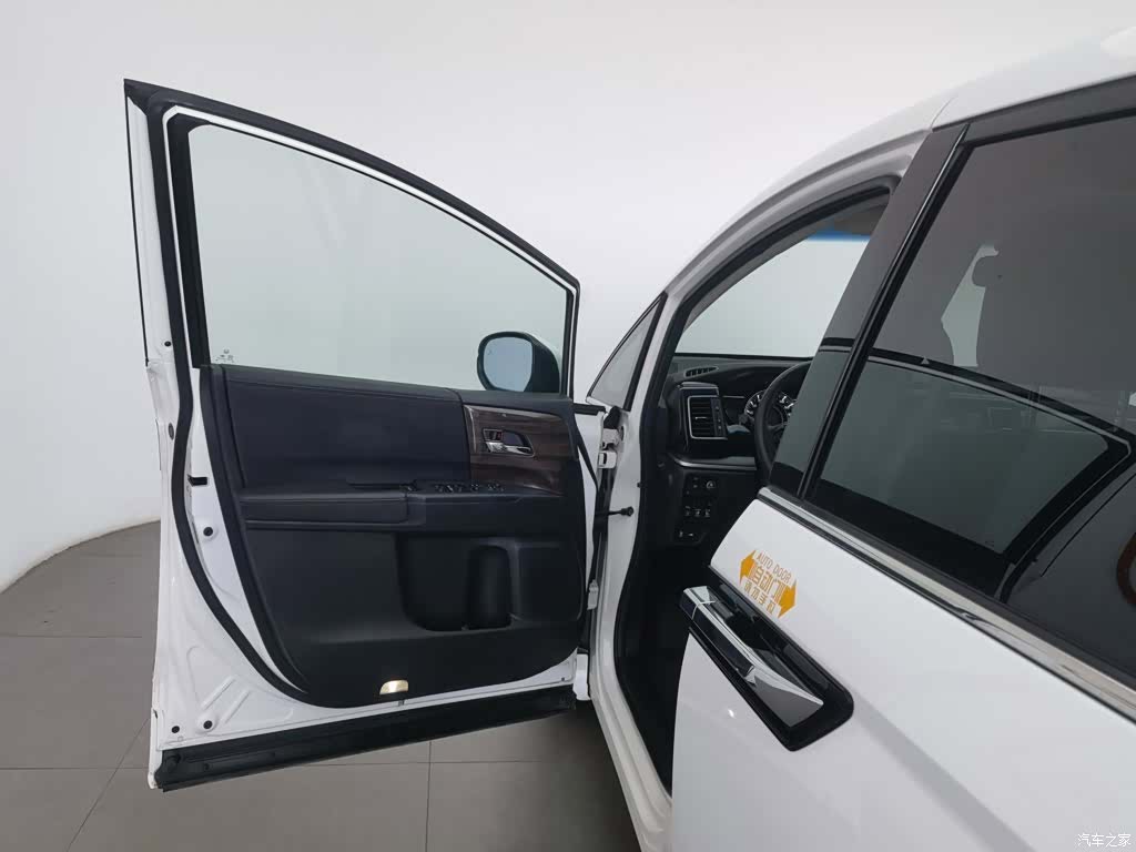 Honda Elysion, 2018 8