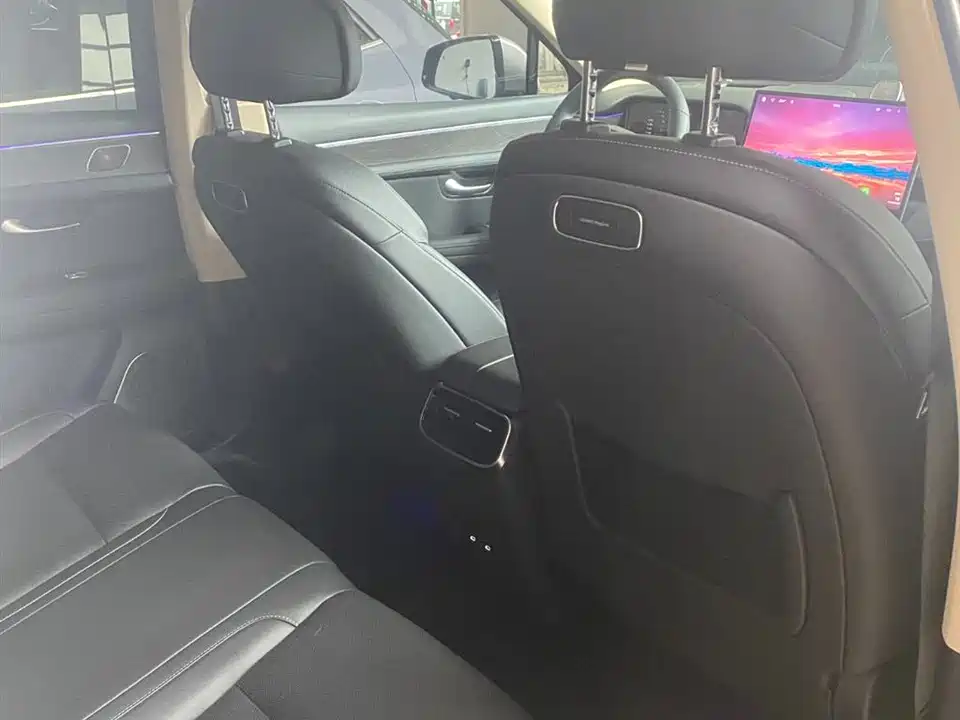 HarmonyOS Ask the world M5