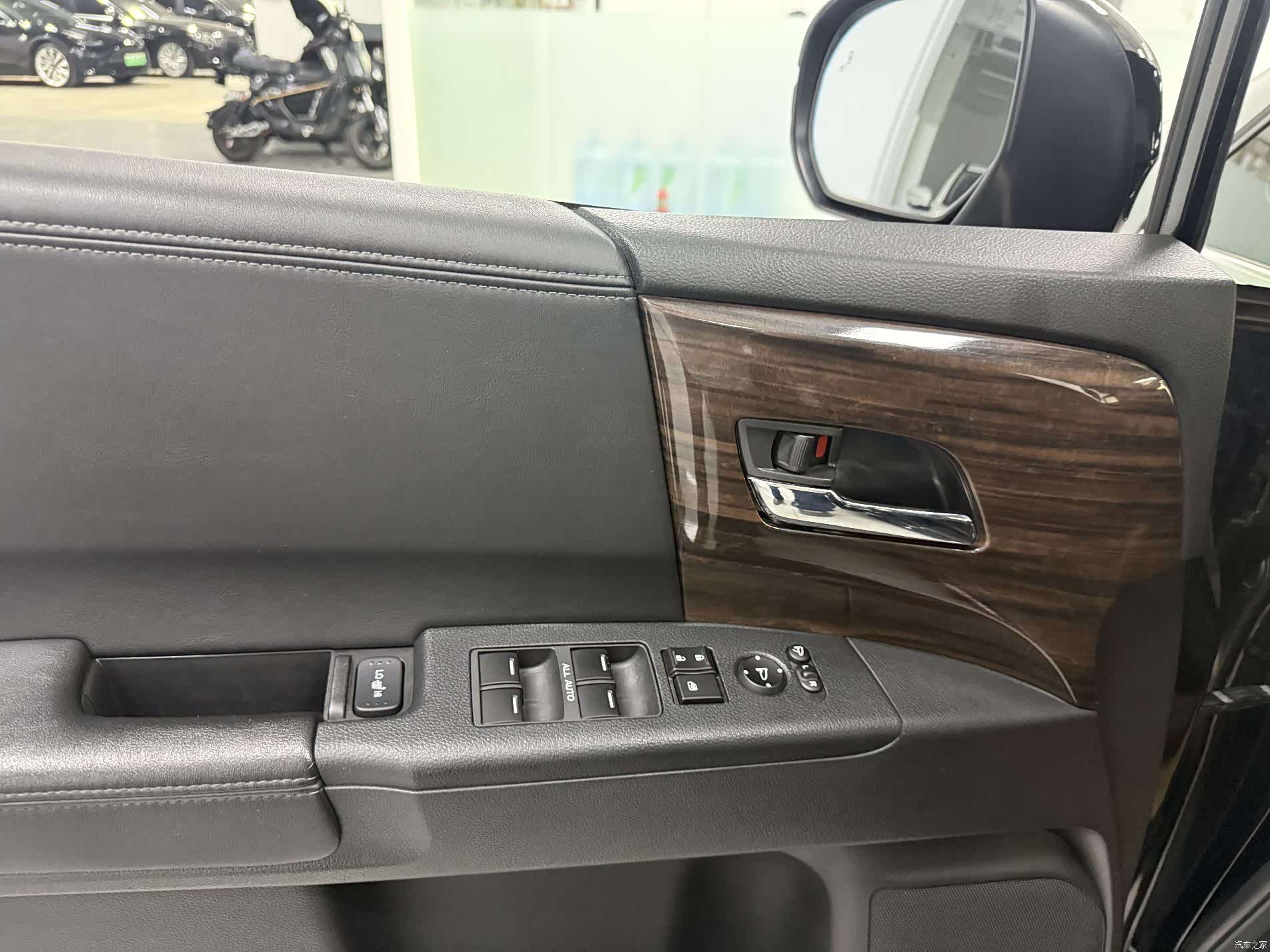 Honda Elysion, 2018 10