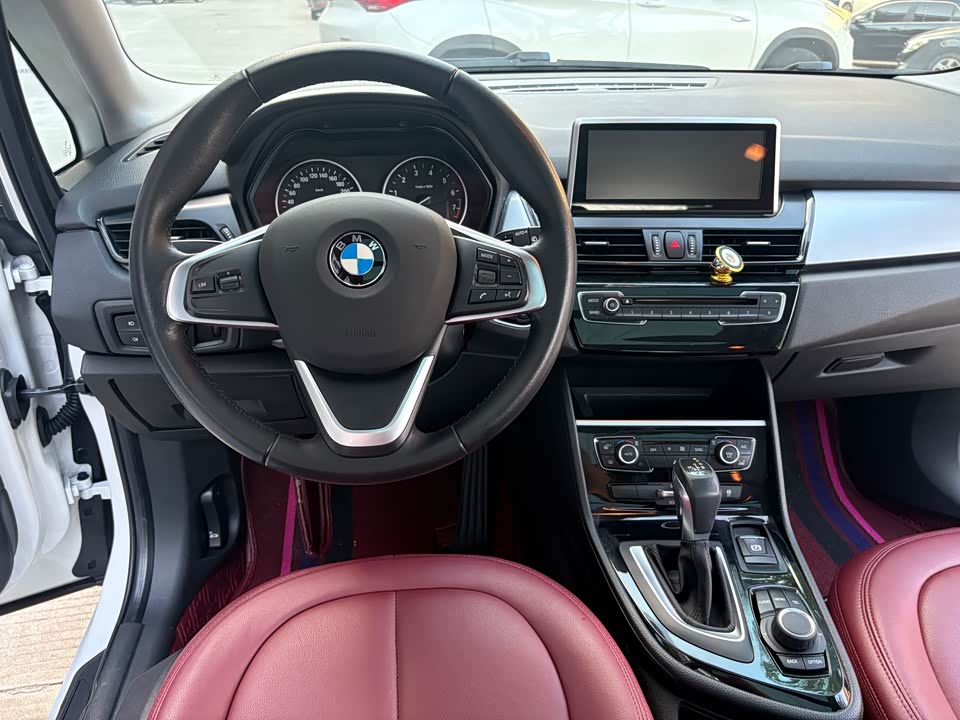 BMW 2 series station wagon