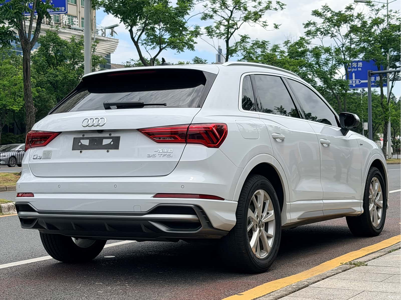 Audi Q3, 2020 6