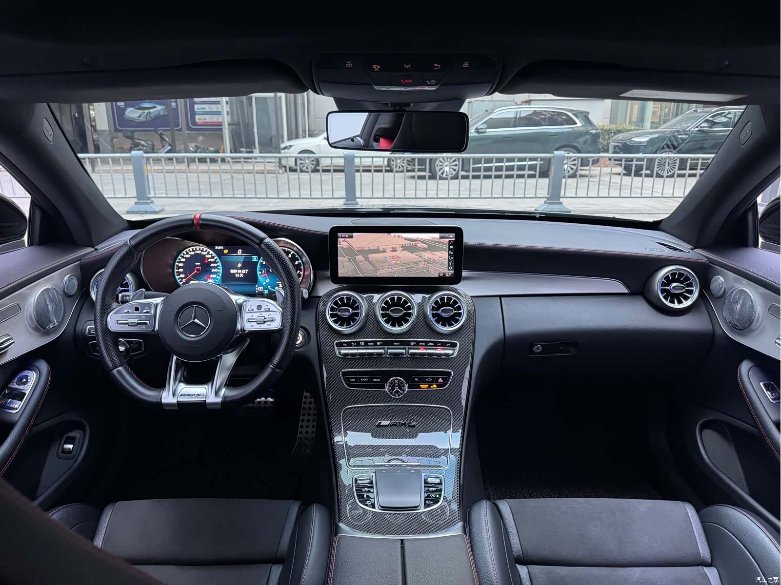 Mercedes-Benz C-Class, 2020 12