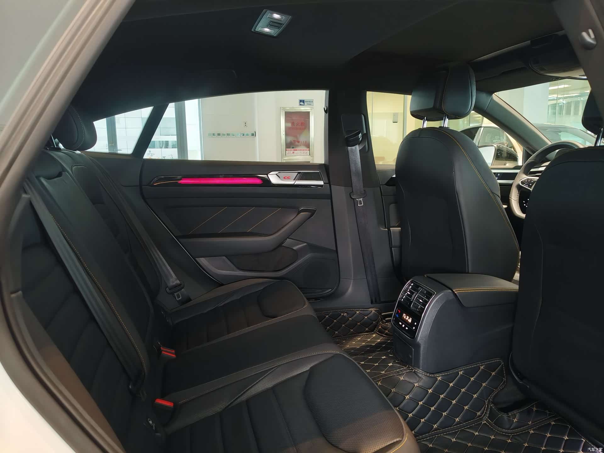 Volkswagen CC, 2025 16