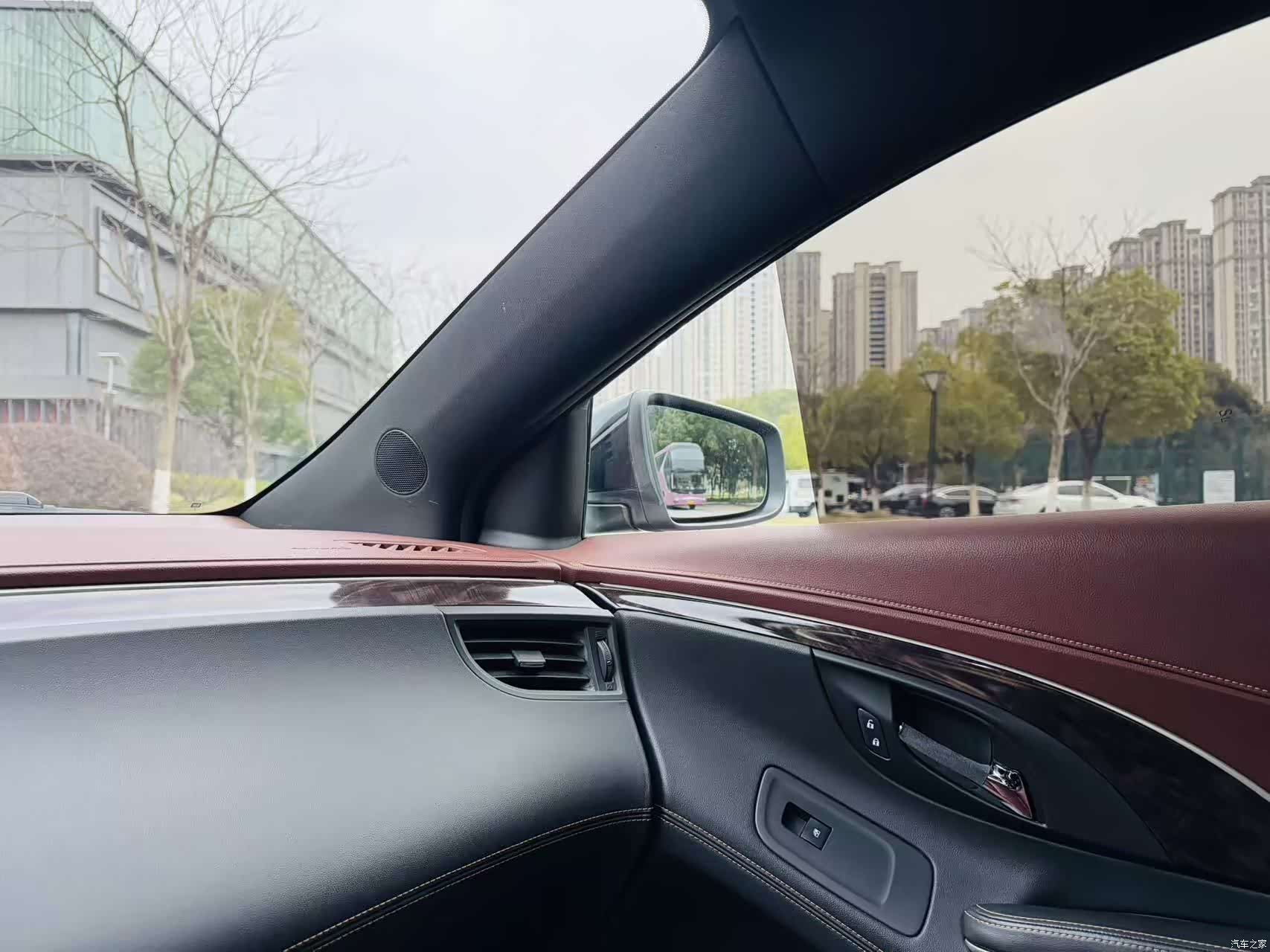 Buick LaCrosse, 2015 11