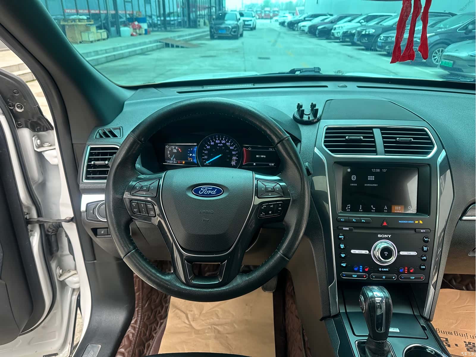 Ford Explorer, 2019 13