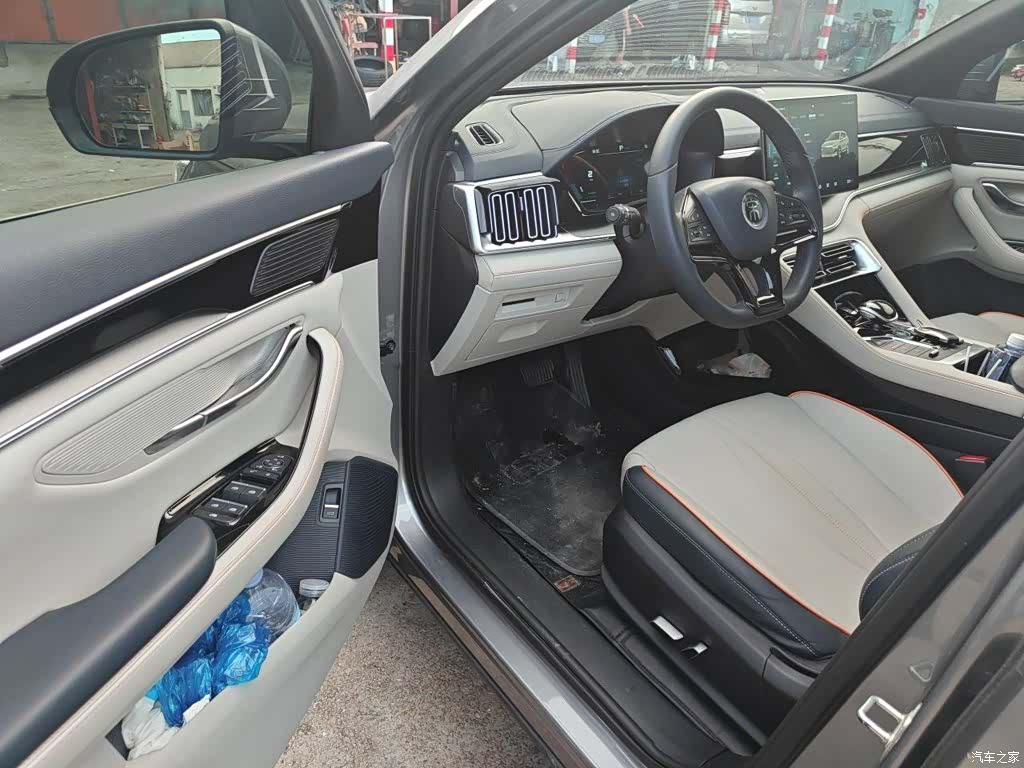 BYD Song, 2022 14