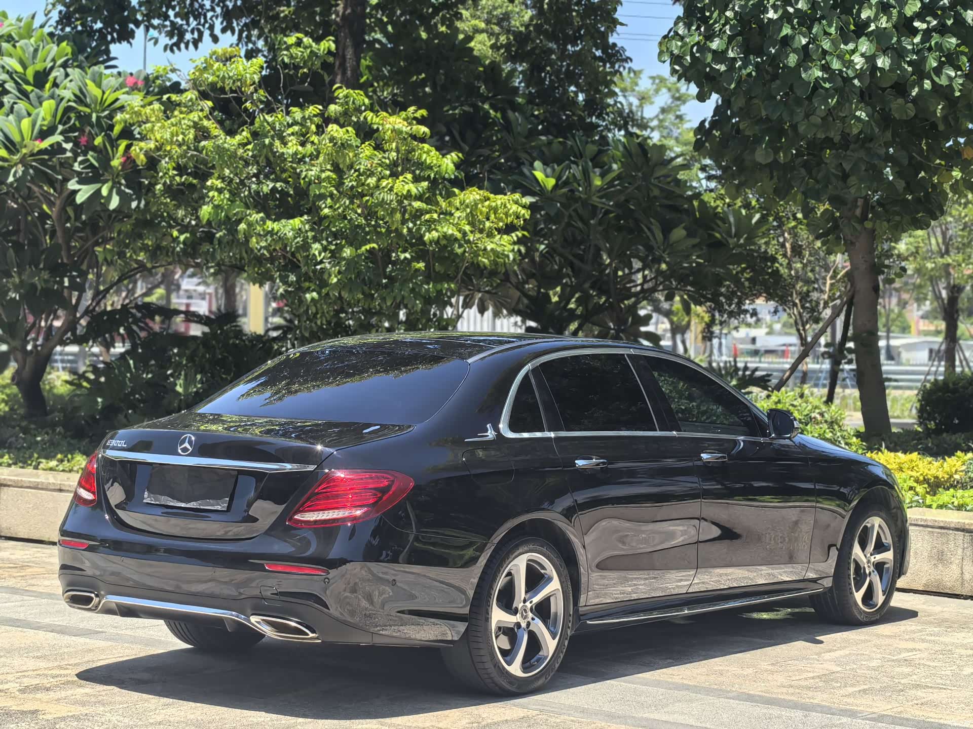 Mercedes-Benz E-Class, 2019 10