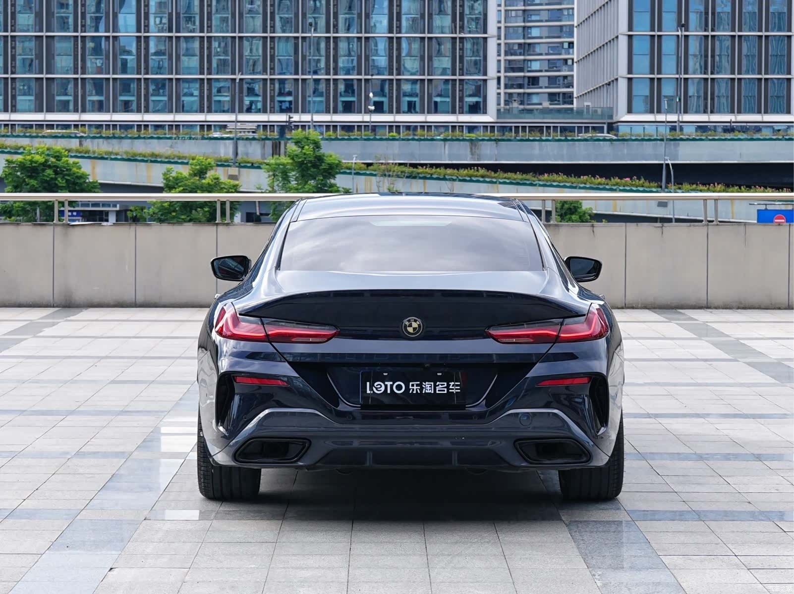 BMW 8 Series, 2022 все фото