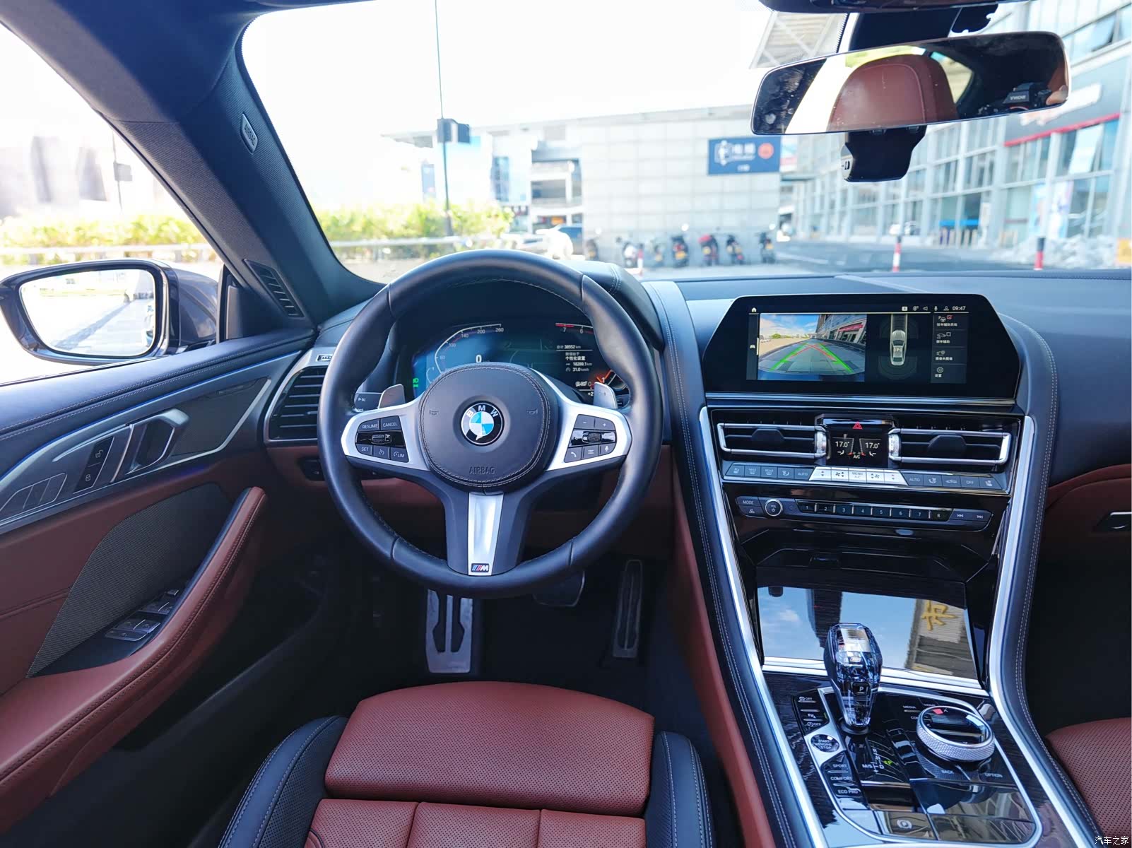 BMW 8 Series, 2022 6
