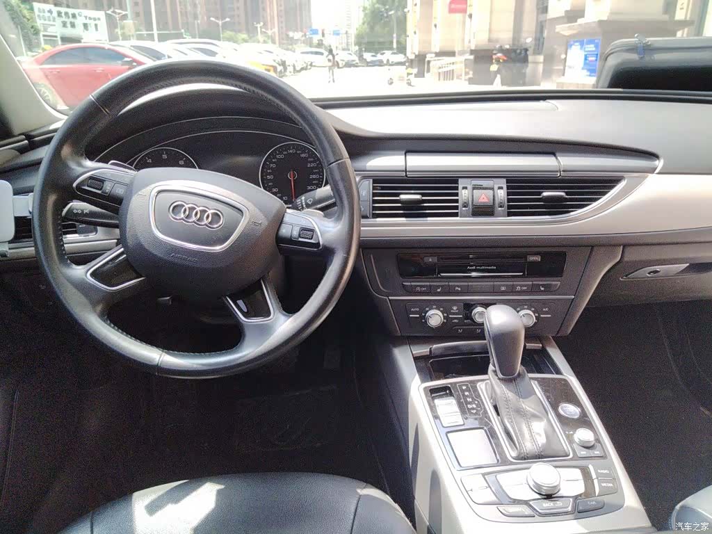 Audi A6L, 2019 все фото
