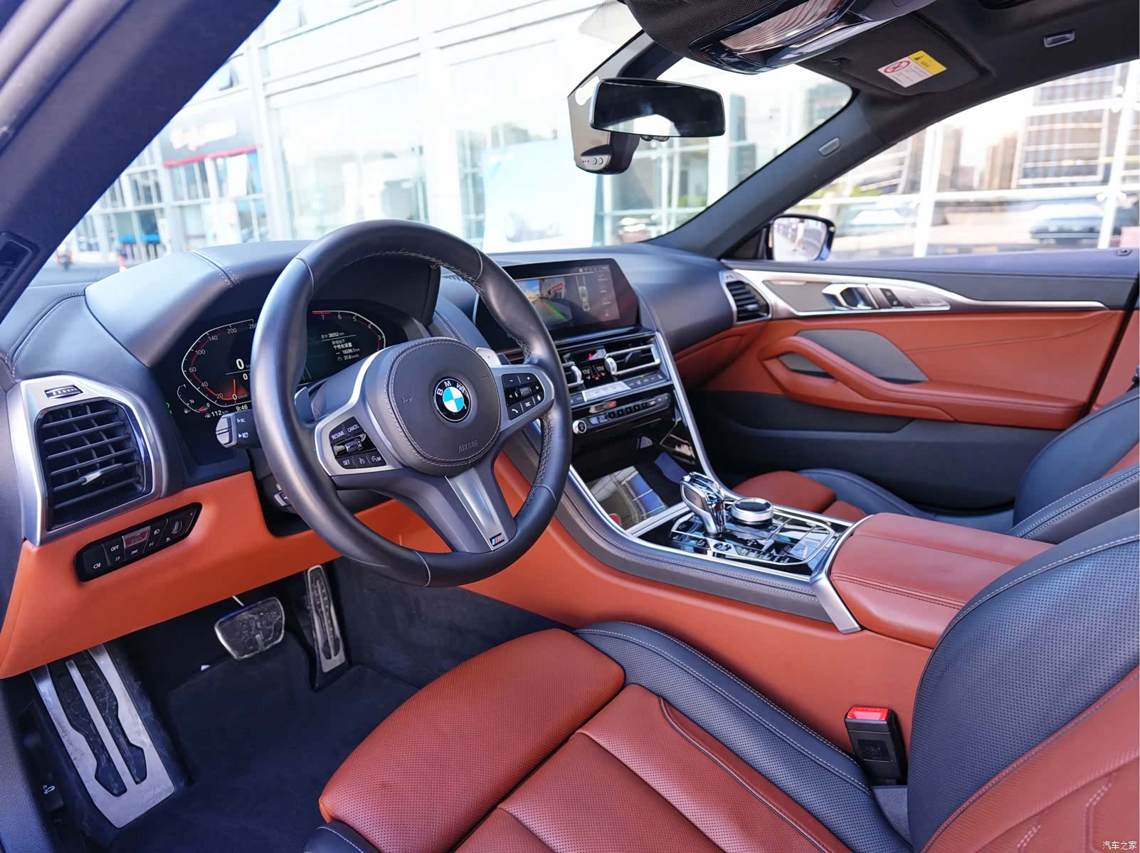 BMW 8 Series, 2022 9