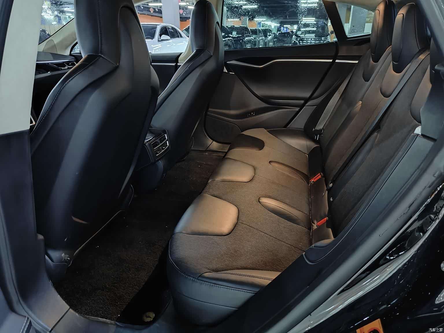 Tesla Model S, 2016 7