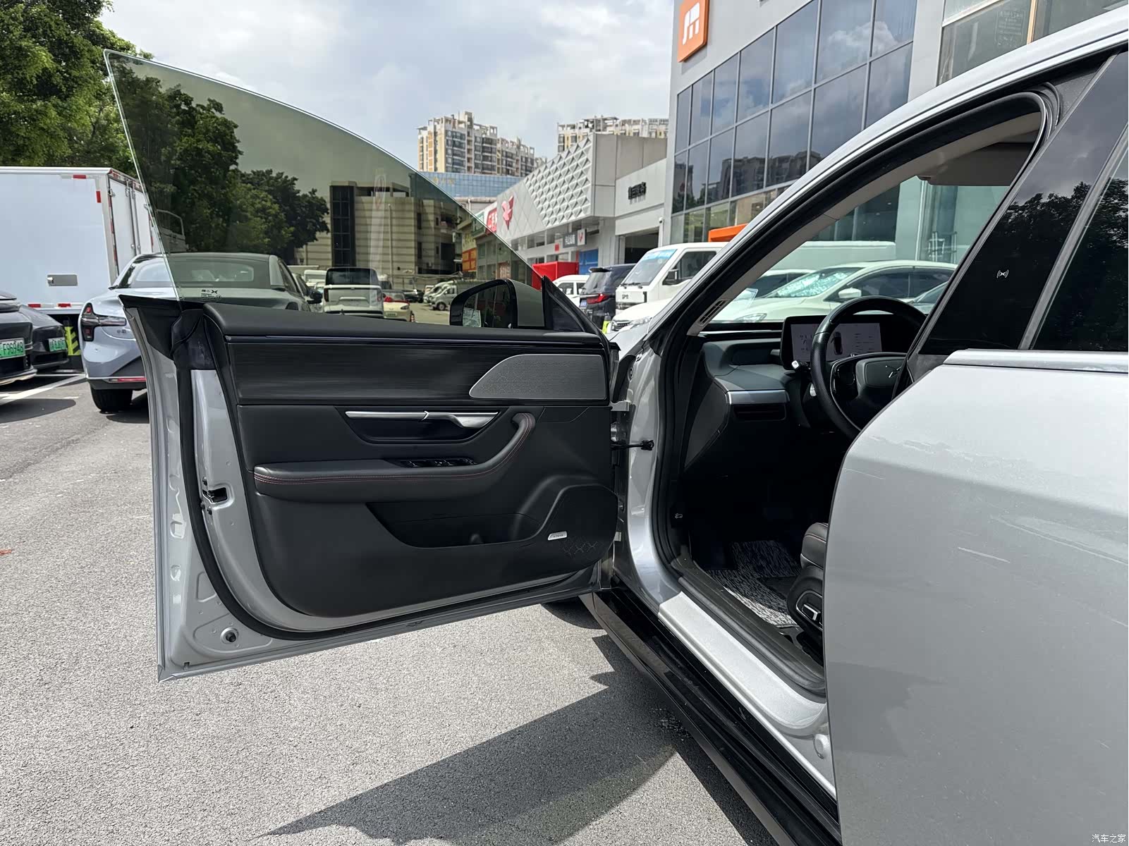 Xpeng P7, 2021 14