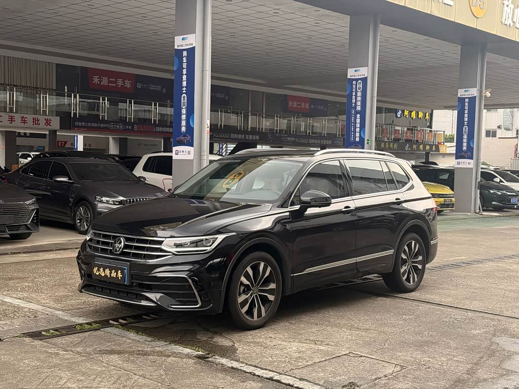 Volkswagen Tiguan L