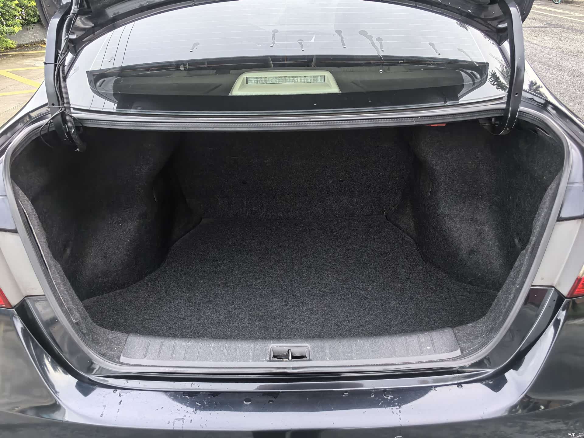 Nissan Sylphy, 2013 16