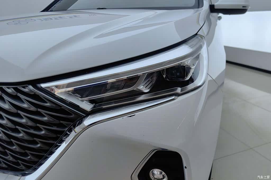 Haval M6, 2022 все фото