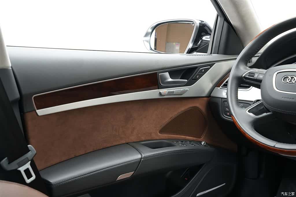 Audi A8L, 2013 11
