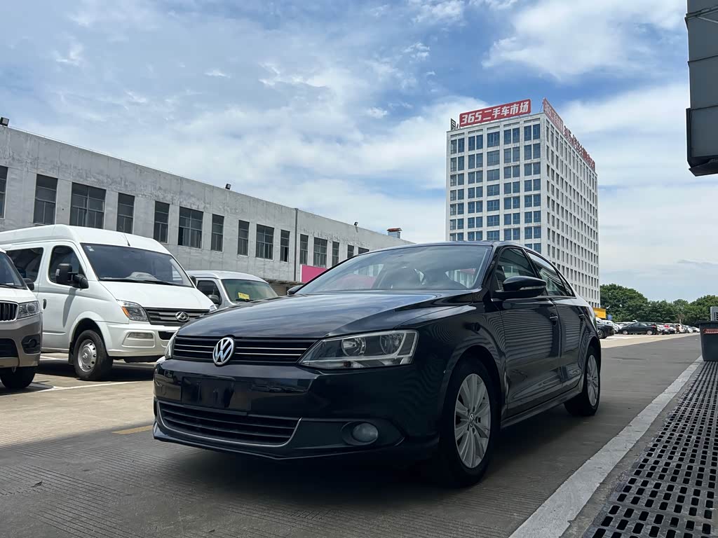 Volkswagen Sagitar