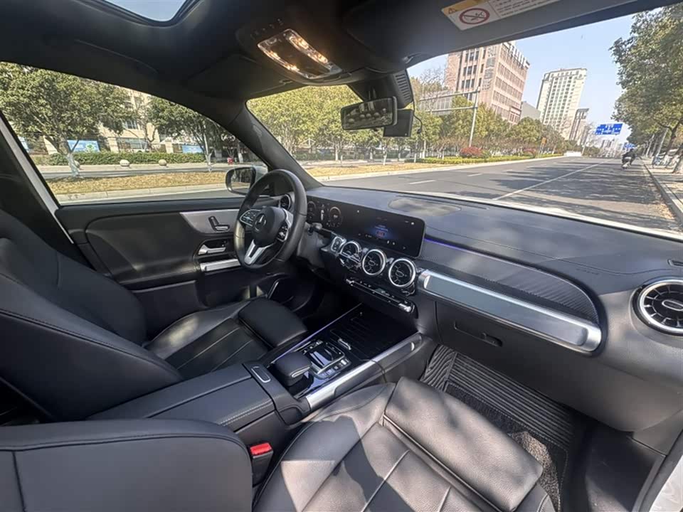 Mercedes-Benz GLB