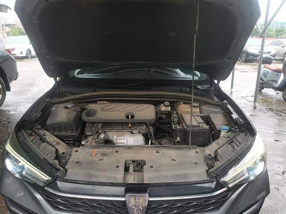 Roewe i5 Roewe i5
