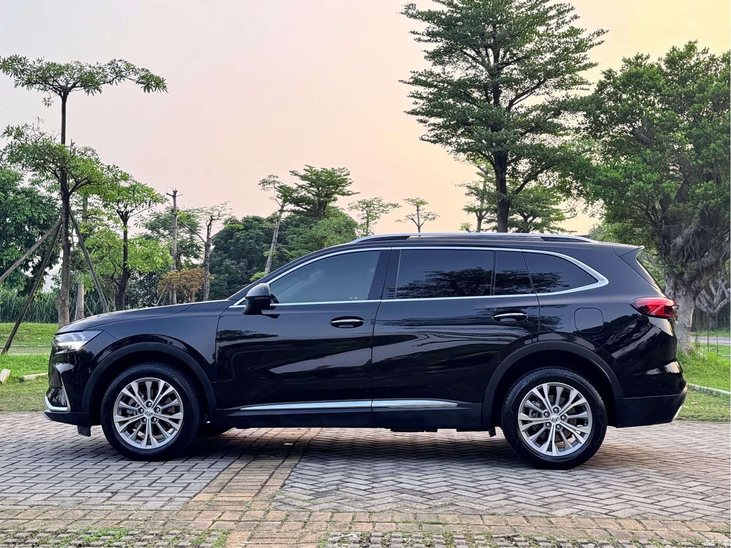 Buick Envision Plus, 2023 4