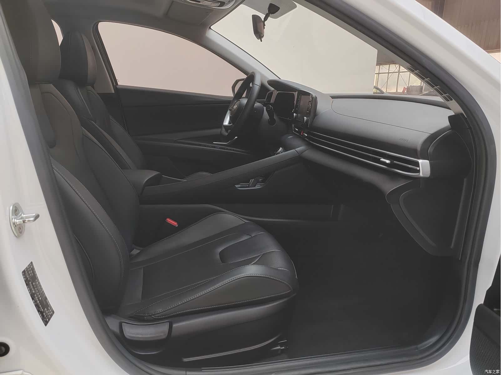 Hyundai Elantra, 2022 21