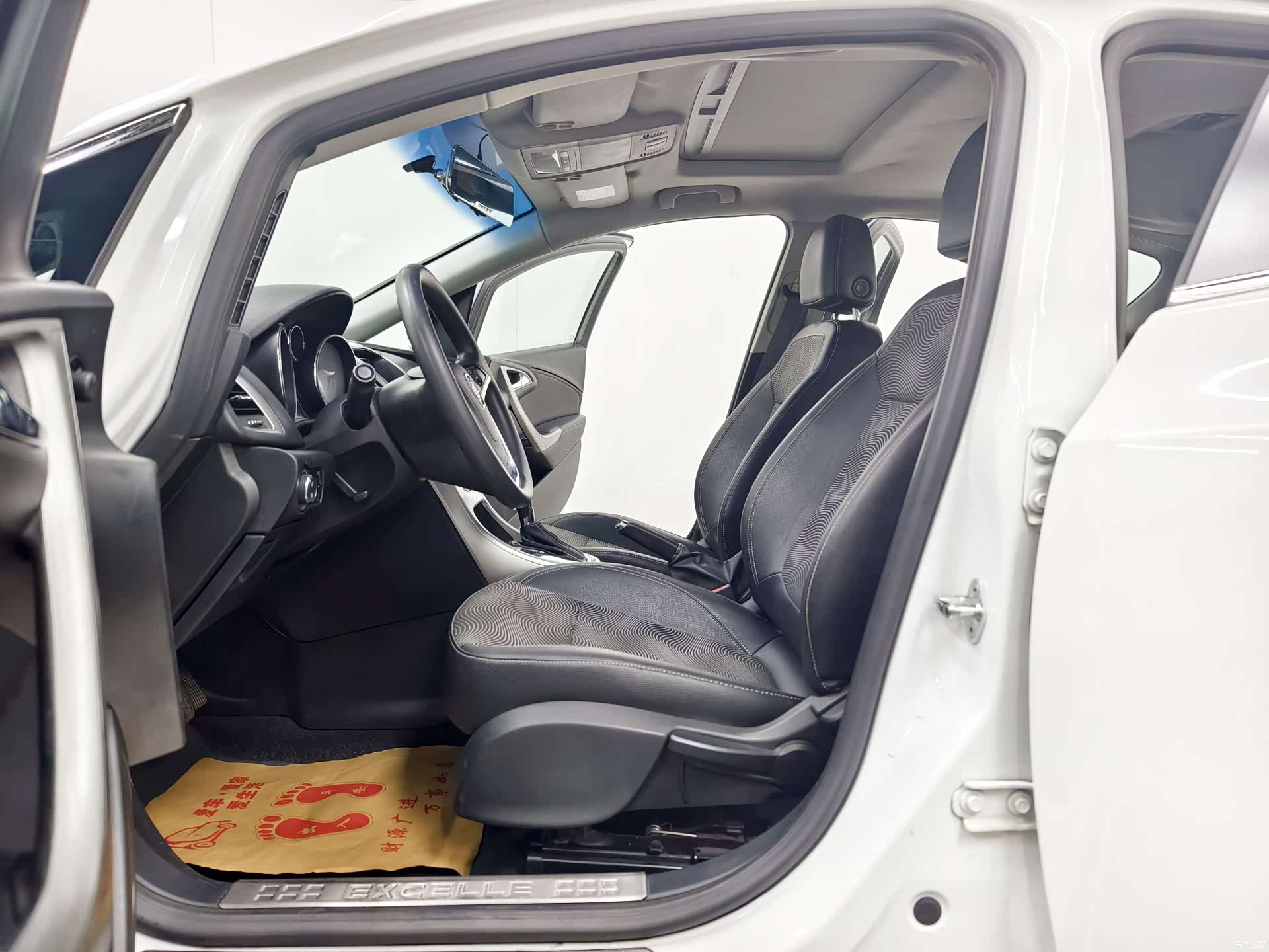 Buick XT, 2014 11