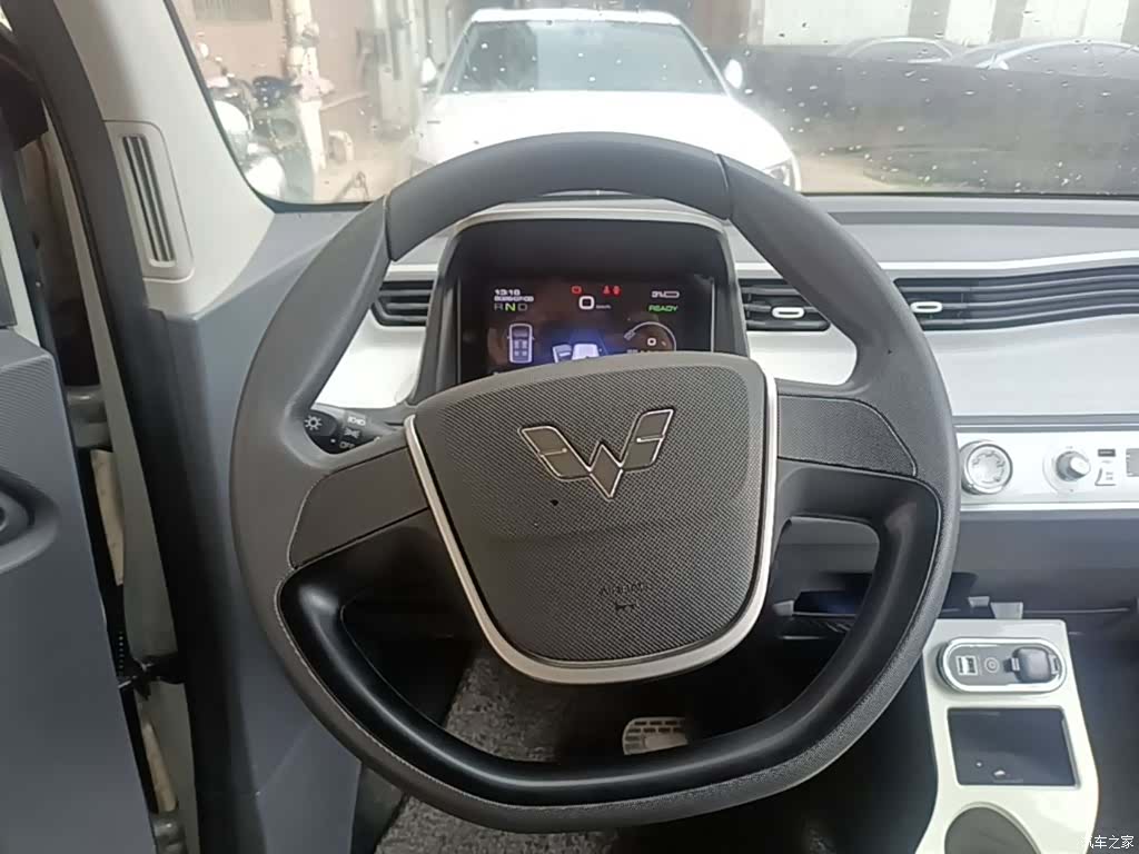 Wuling MINIEV, 2023 11