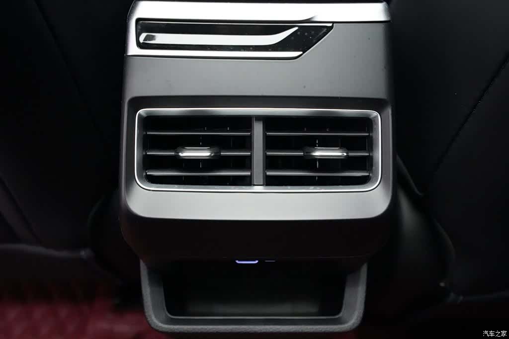 Geely Preface, 2025 16