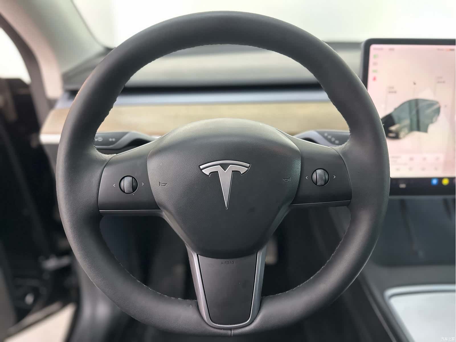 Tesla Model Y, 2021 9