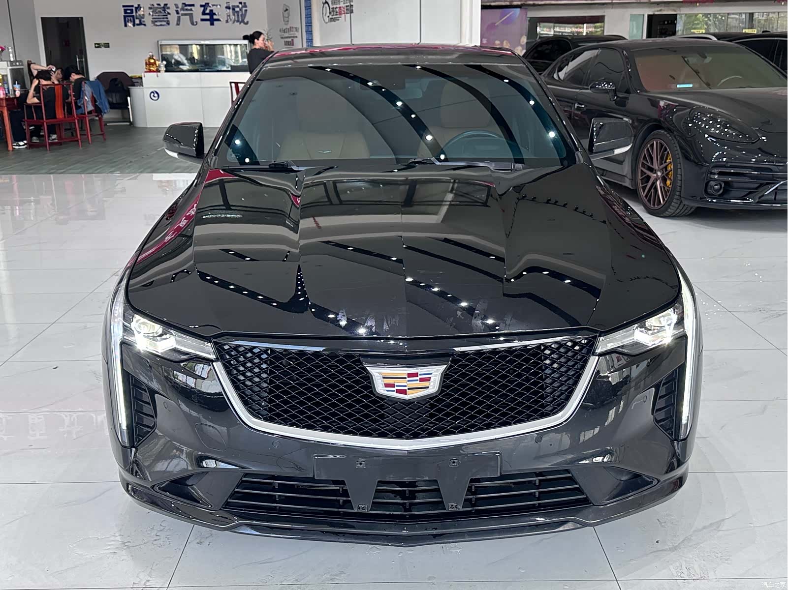 Cadillac CT4, 2022 2