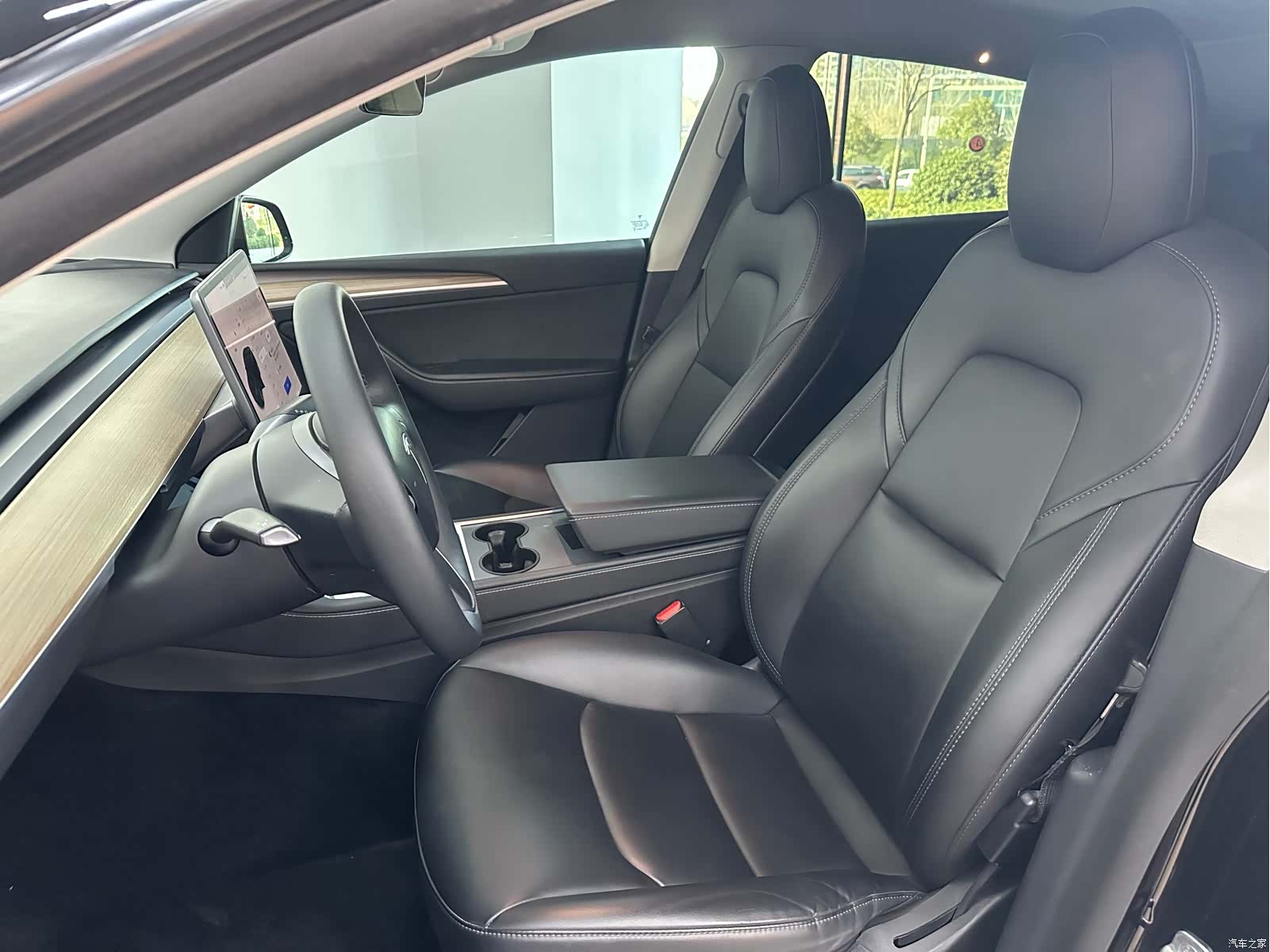 Tesla Model Y, 2021 16