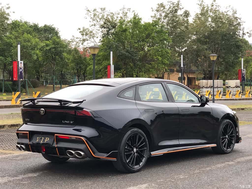 Changan UNI-V, 2022 33