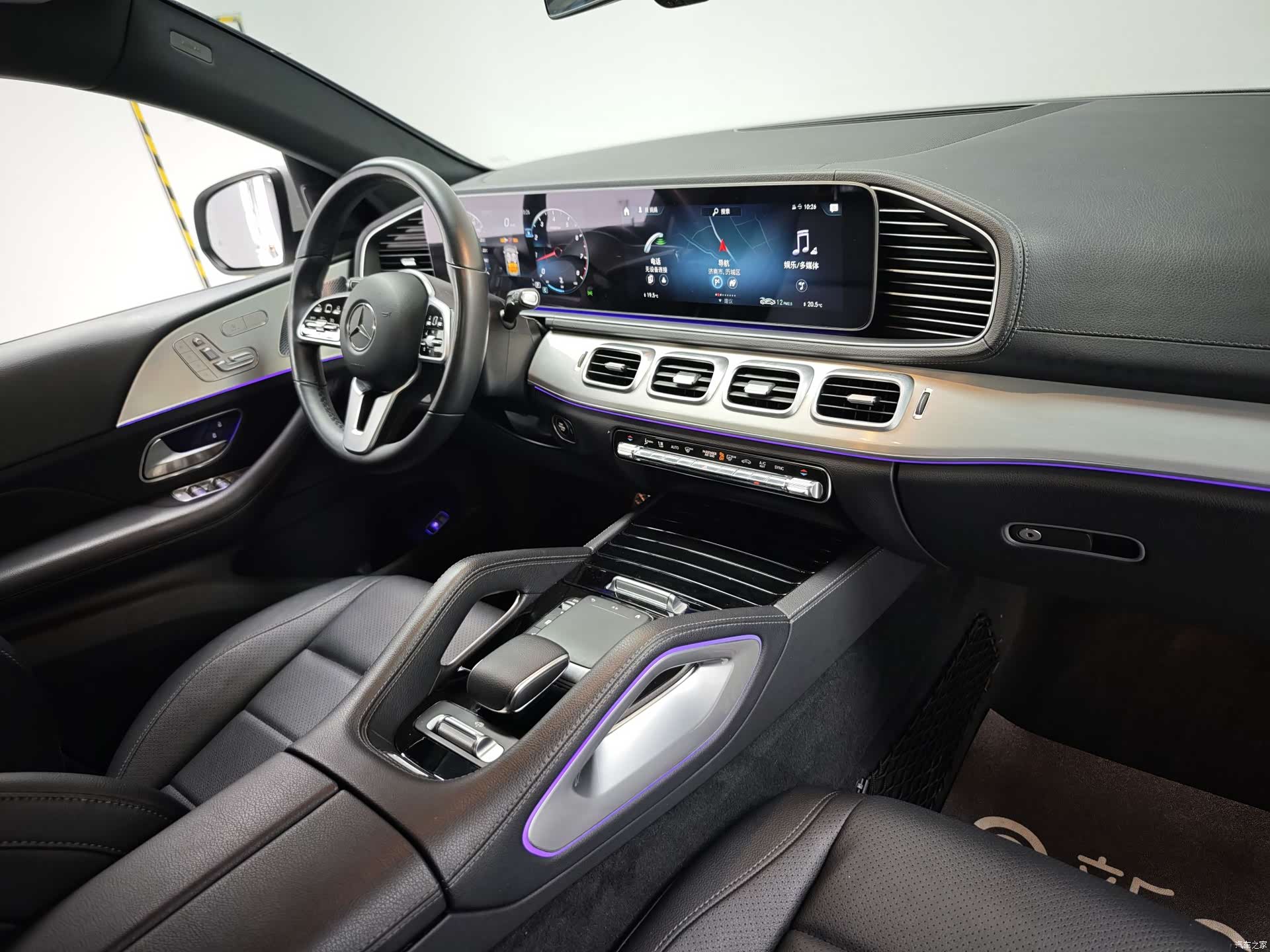 Mercedes-Benz GLE, 2021 16