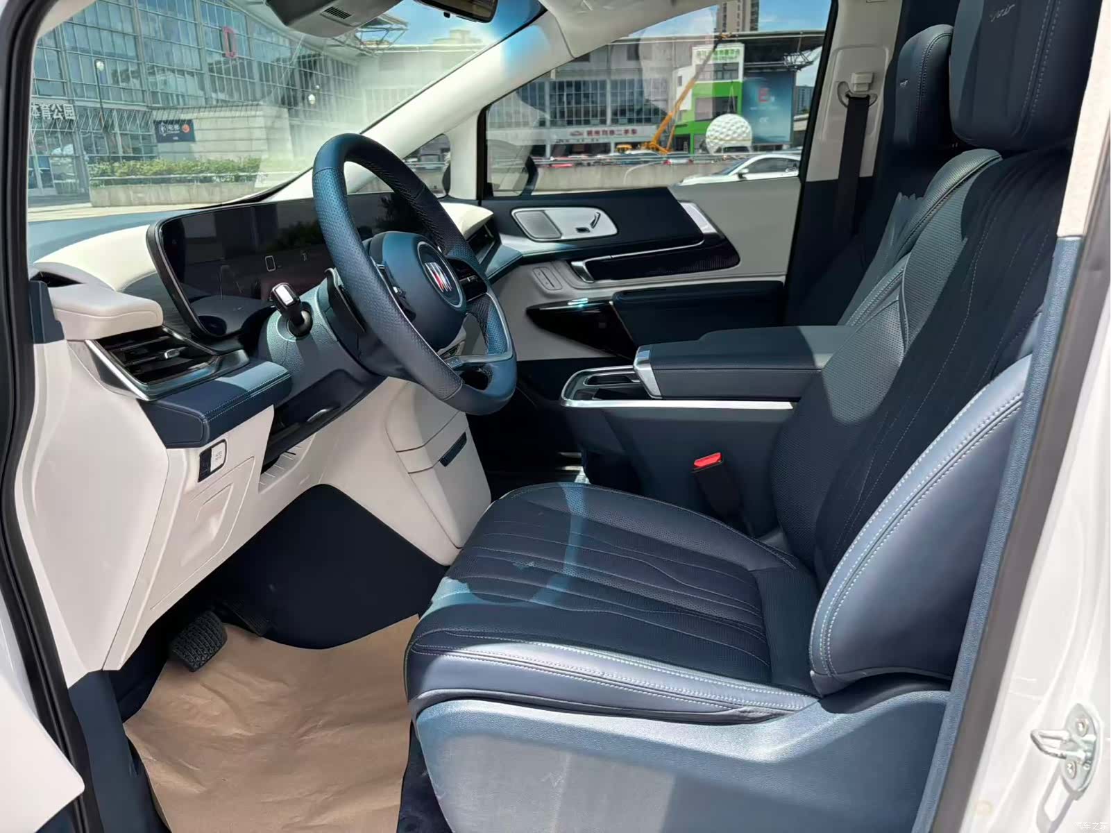 Buick Century, 2023 12