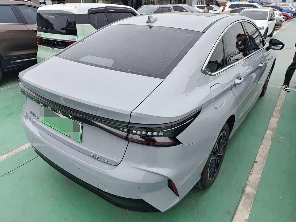 Chery Fulwin Fengyun A8