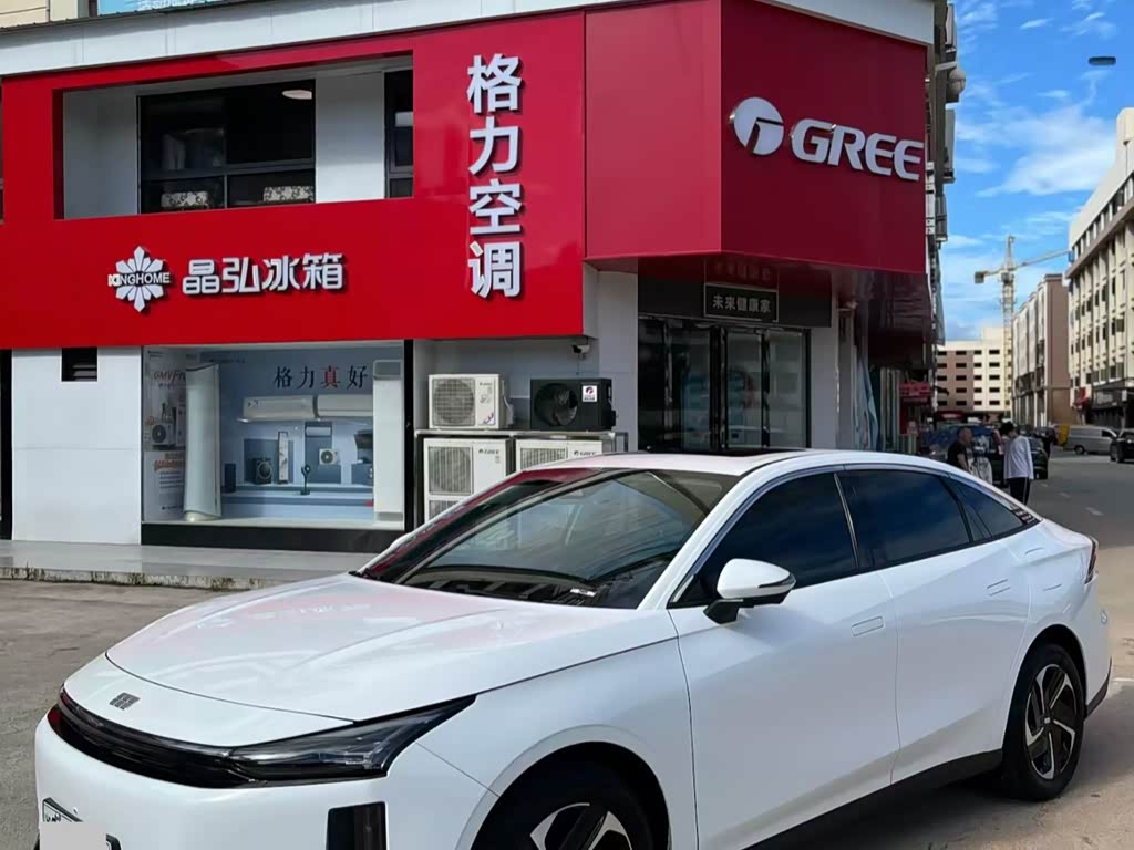 Geely Galaxy L6