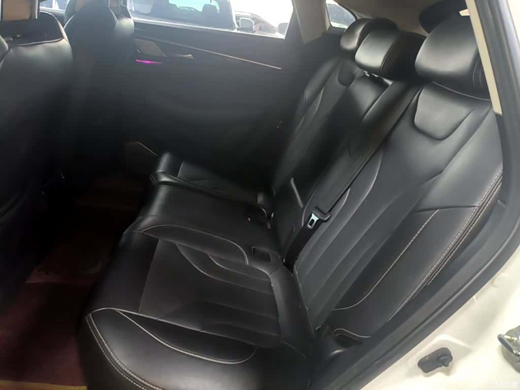 Changan CS85, 2019 17