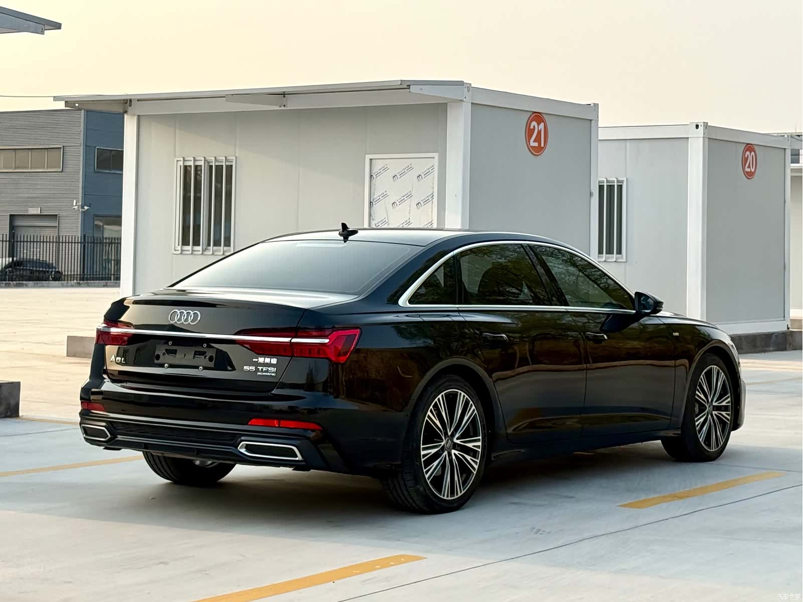 Audi A6L, 2021 все фото