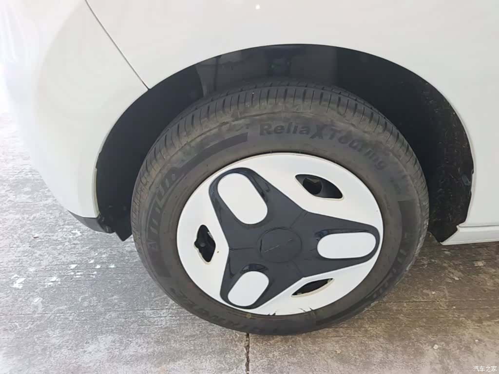 Geely Panda, 2025 23